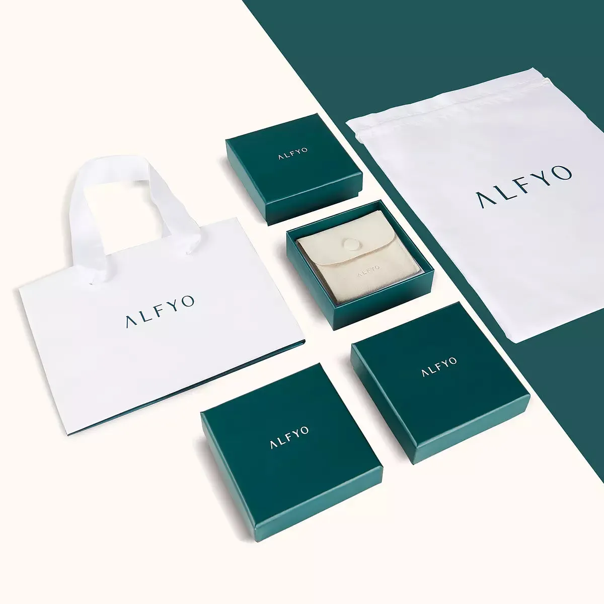 ALFYO Let It Glow Orecchini Ginkgo in Oro Bianco con Perla