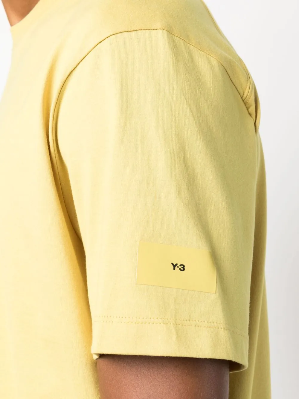 t-shirt relaxed gialla
