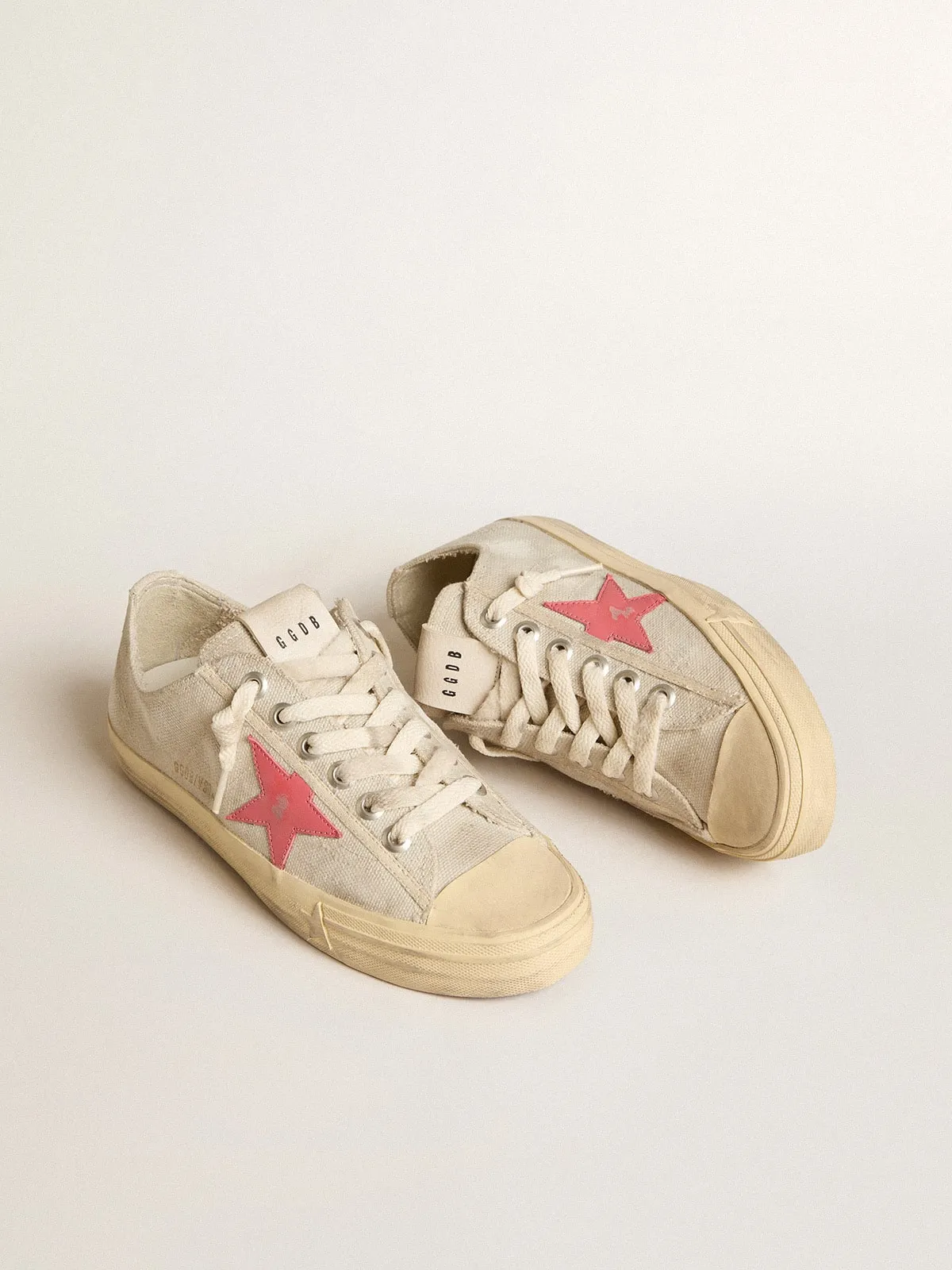 V-Star Donna in canvas grigio chiaro con stella in pelle rossa